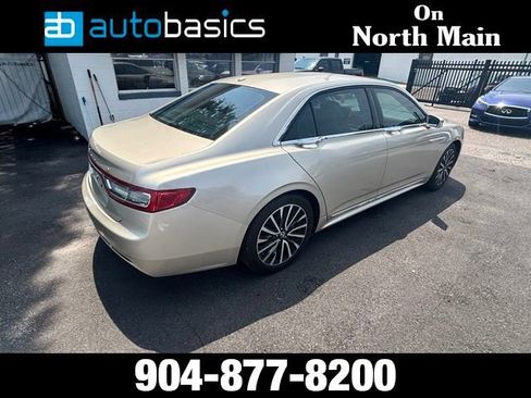 Used 2017 Lincoln Continental Select FWD image 6