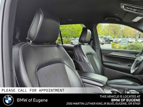 Used 2024 Jeep Grand Cherokee Altitude AWD/4WD image 13