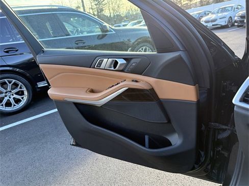 Certified 2023 BMW X5 xDrive40i w/ M Sport Package image 25