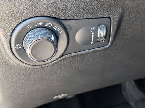 Certified 2023 Jeep Compass Sport AWD/4WD image 14