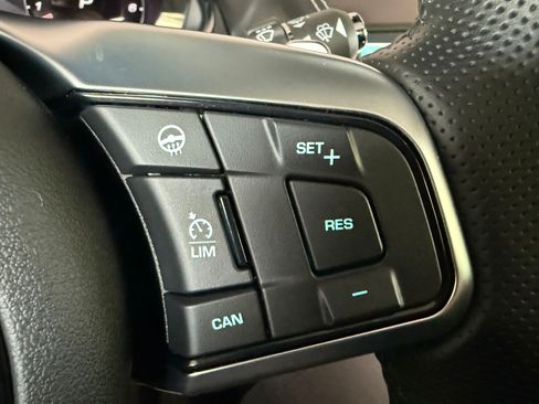 Certified 2023 Jaguar F-TYPE R AWD/4WD image 14