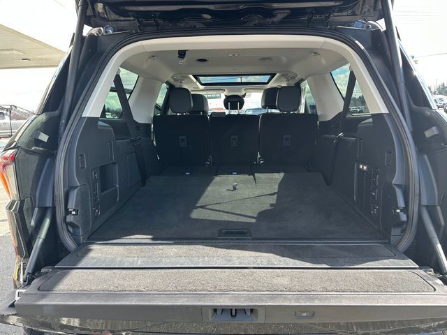 Used 2025 Lincoln Navigator L Reserve AWD/4WD image 21