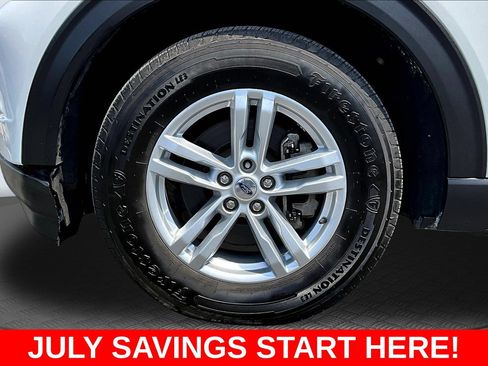 Used 2020 Ford Explorer XLT w/ Equipment Group 202A AWD/4WD image 37