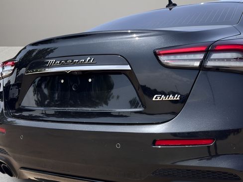 Used 2022 Maserati Ghibli GT RWD image 25