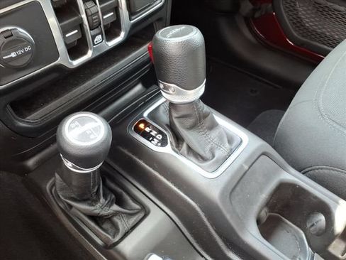 Used 2022 Jeep Gladiator Sport AWD/4WD image 22
