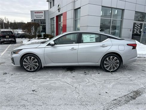New 2025 Nissan Altima 2.5 SL image 5