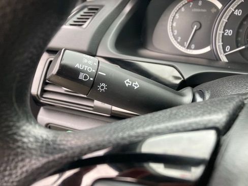 Used 2017 Honda Accord LX image 23