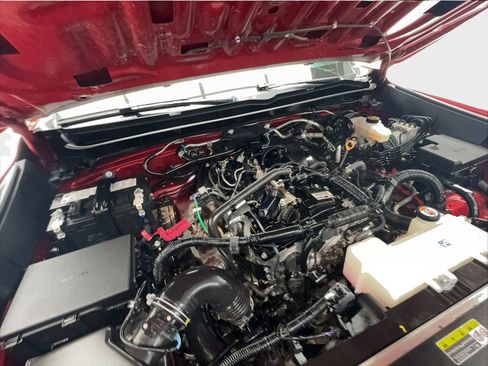 Used 2024 Toyota Tacoma SR image 19