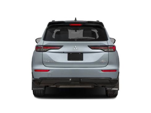 Used 2025 Mitsubishi Outlander SE AWD/4WD image 5