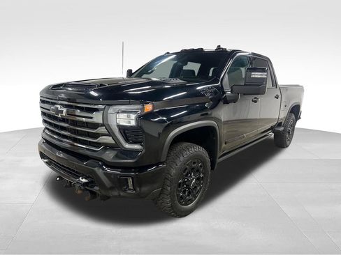 Certified 2024 Chevrolet Silverado 2500 High Country w/ High Country Premium Package AWD/4WD image 8