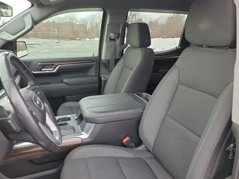 Used 2023 GMC Sierra 1500 Elevation image 14