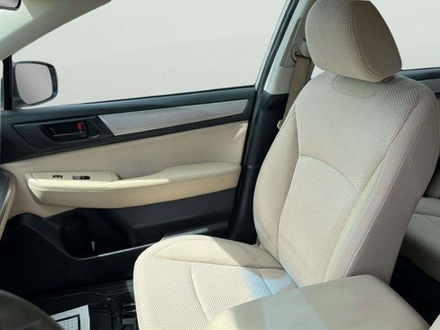 Used 2018 Subaru Outback 2.5i AWD/4WD image 13
