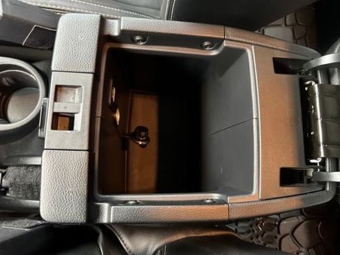 Used 2016 Jeep Wrangler Unlimited Rubicon image 20