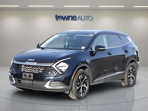 Used 2023 Kia Sportage EX AWD/4WD image 3