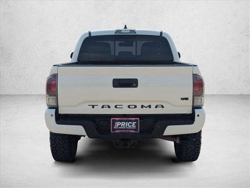 Used 2021 Toyota Tacoma TRD Off-Road w/ Technology Package AWD/4WD image 6