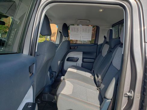 Certified 2022 Ford Maverick XLT image 15