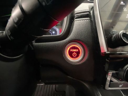 Used 2022 Honda CR-V Touring image 17