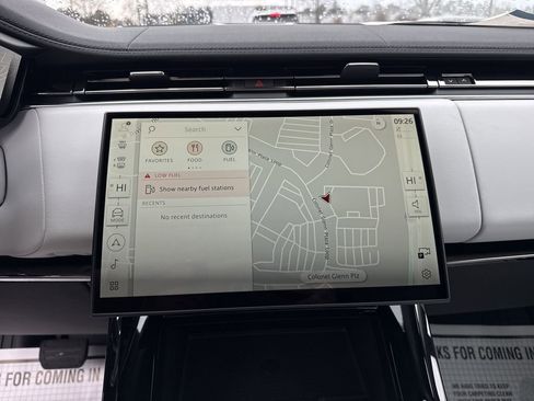 New 2025 Land Rover Range Rover Sport SE image 26