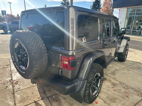 Used 2021 Jeep Wrangler Unlimited Rubicon image 3