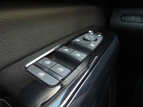 Used 2022 Nissan Pathfinder SV w/ Cargo Package FWD image 22