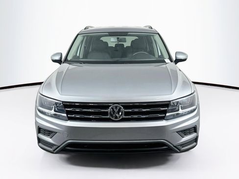Used 2021 Volkswagen Tiguan S FWD image 2