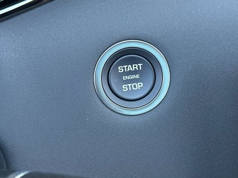 New 2026 Land Rover Range Rover Evoque S image 28