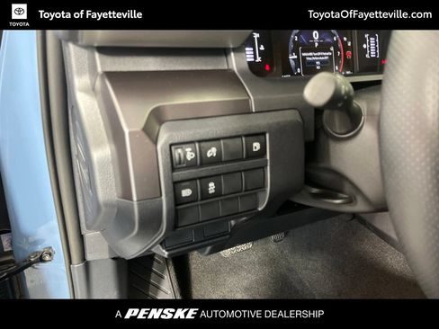 Certified 2026 Toyota 4Runner SR5 AWD/4WD image 27