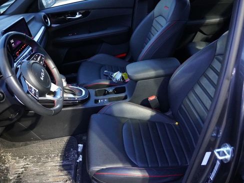 Certified 2023 Kia Forte GT w/ GT2 Package image 4