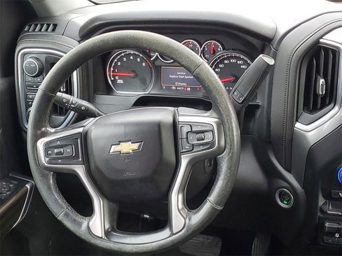 Used 2022 Chevrolet Silverado 3500 LT image 25