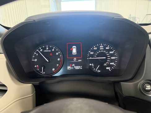 Used 2025 Subaru Forester AWD/4WD image 19