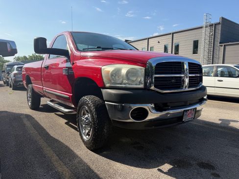 Used 2009 Dodge Ram 2500 Truck SXT AWD/4WD image 1