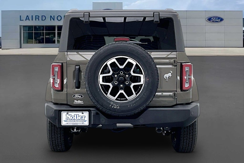 New 2026 Ford Bronco Outer Banks AWD/4WD image 4
