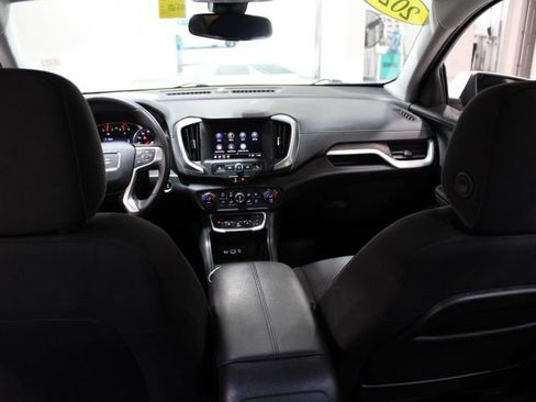 Used 2022 GMC Terrain SLE w/ Driver Convenience Package image 31