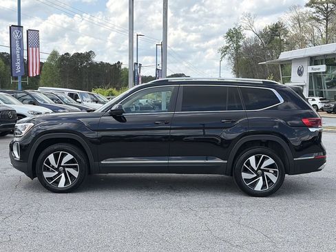 Used 2025 Volkswagen Atlas SEL AWD/4WD image 23