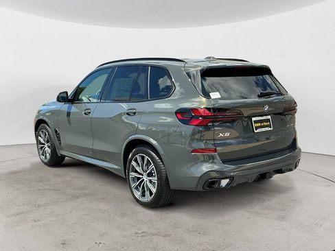 New 2026 BMW X5 xDrive50e w/ M Sport Package AWD/4WD image 5