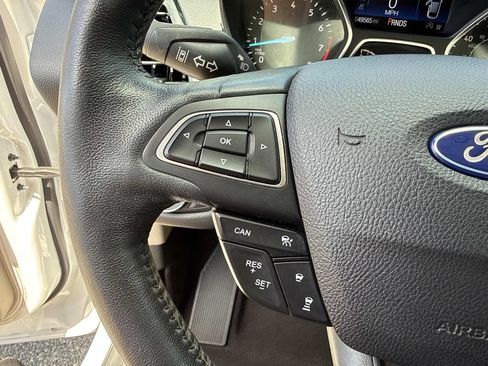 Used 2019 Ford Escape Titanium FWD image 30