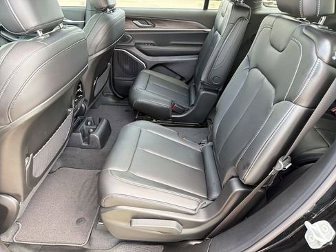 New 2026 Jeep Grand Cherokee L Limited image 15