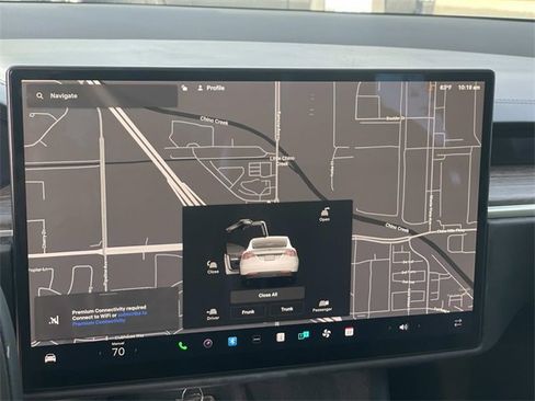 Used 2022 Tesla Model X image 10