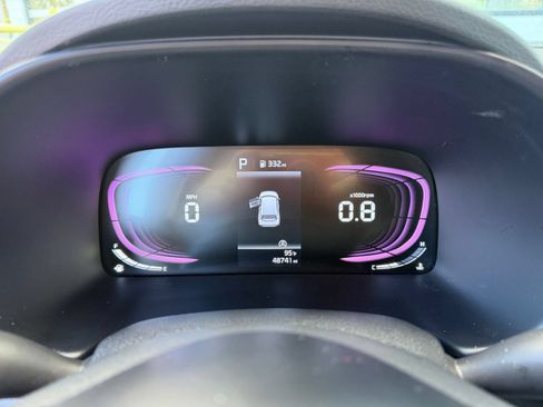 Used 2025 Kia Soul LX w/ LX Technology Package FWD image 38