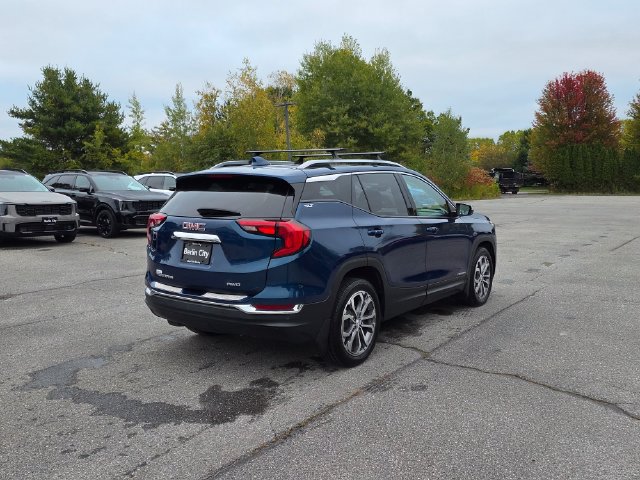 Used 2021 GMC Terrain SLT w/ Infotainment Package II AWD/4WD image 8