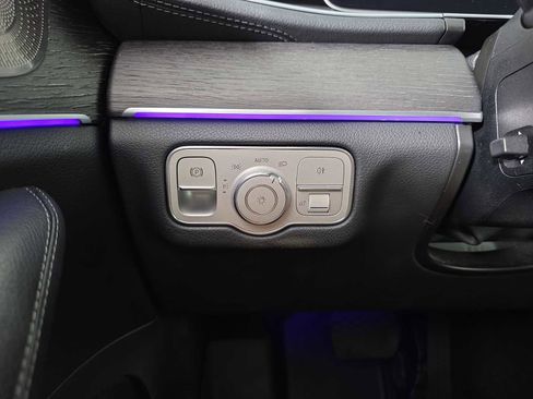 Used 2021 Mercedes-Benz GLS 450 4MATIC image 20