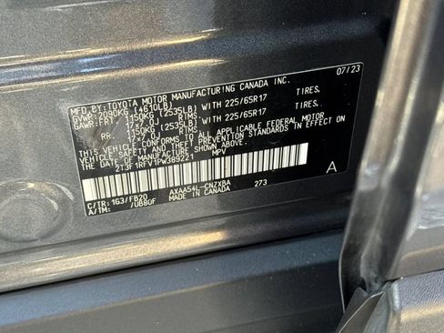 Certified 2023 Toyota RAV4 LE AWD/4WD image 27