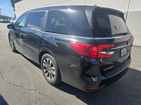 Used 2021 Honda Odyssey EX-L image 3