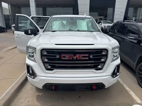 Used 2019 GMC Sierra 1500 AT4 w/ AT4 Preferred Package AWD/4WD image 3