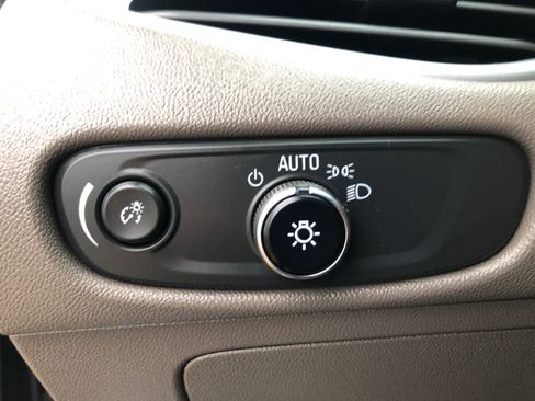 Used 2023 Chevrolet Malibu LS w/ Driver Confidence Package image 11