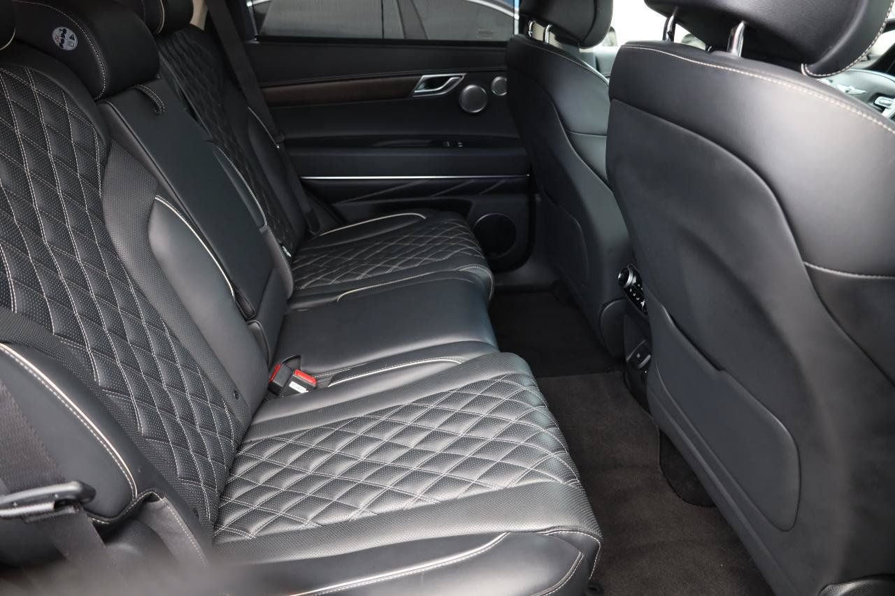 Used 2023 Genesis GV80 3.5T AWD/4WD image 32