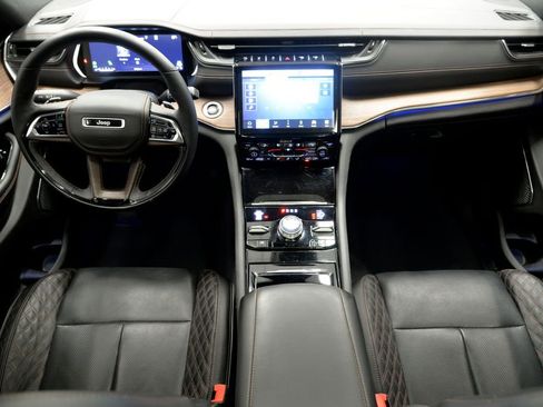 Used 2023 Jeep Grand Cherokee L Summit w/ Advanced Protech Group IV image 17