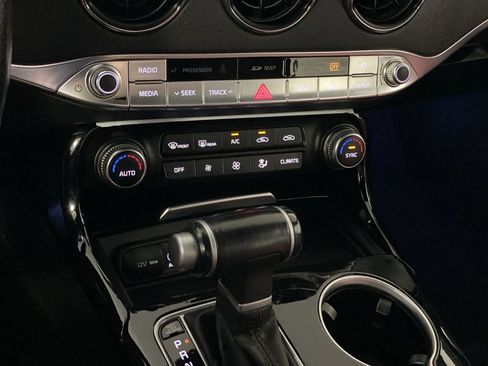 Used 2021 Kia Stinger GT-Line w/ Sun & Sound Package RWD image 23