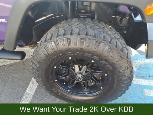 Used 2018 Jeep Wrangler Sport w/ Connectivity Group image 24