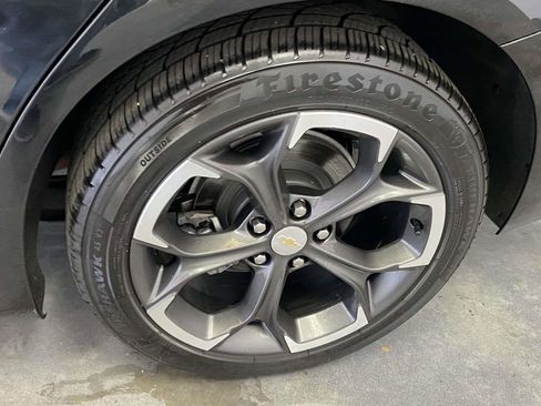 Used 2023 Chevrolet Malibu LT image 9